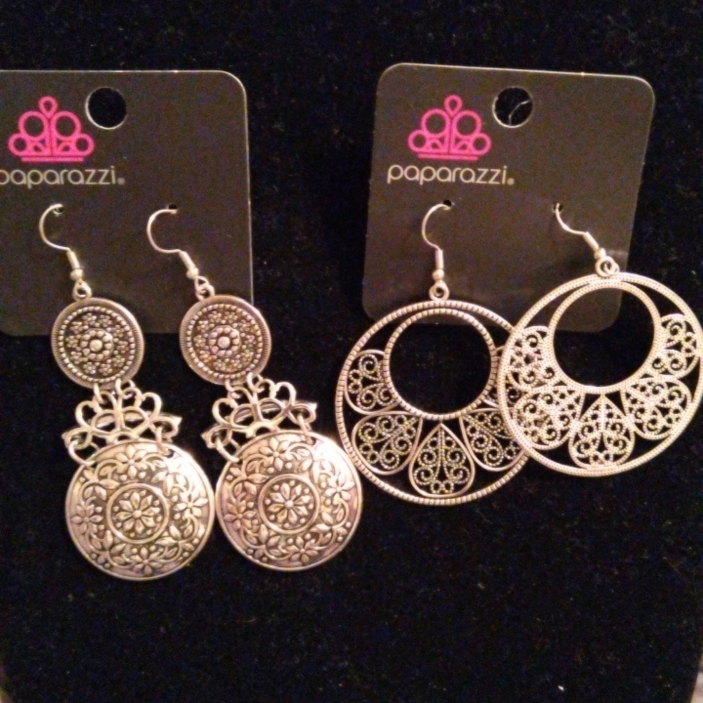 Earrings - Picture 2 of 4